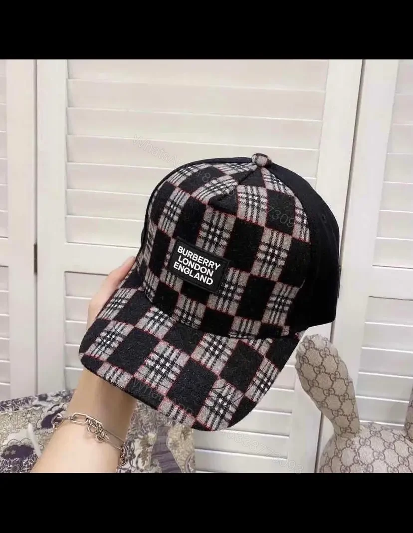 BURBERRY — view 1