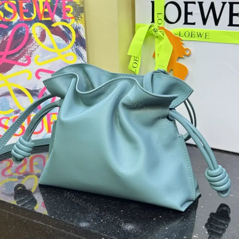 View 2 of 高仿Loewe*Flamenco系列4412小牛皮雲朵包水藍色小號免檢版