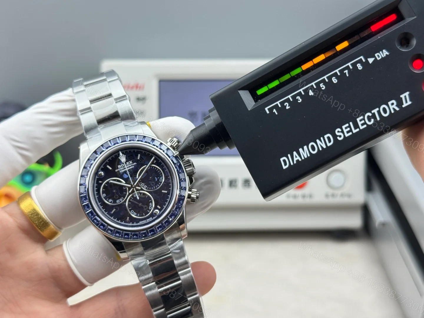 View 4 of Blue Diamond Daytona Chronograph Watch 40mm Oyster DAY-BLUE-DIAMOND-40MM-OYSTER