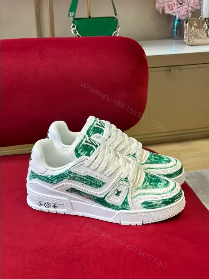 View 2 of LV TRAINER SNEAKER – LSVT430