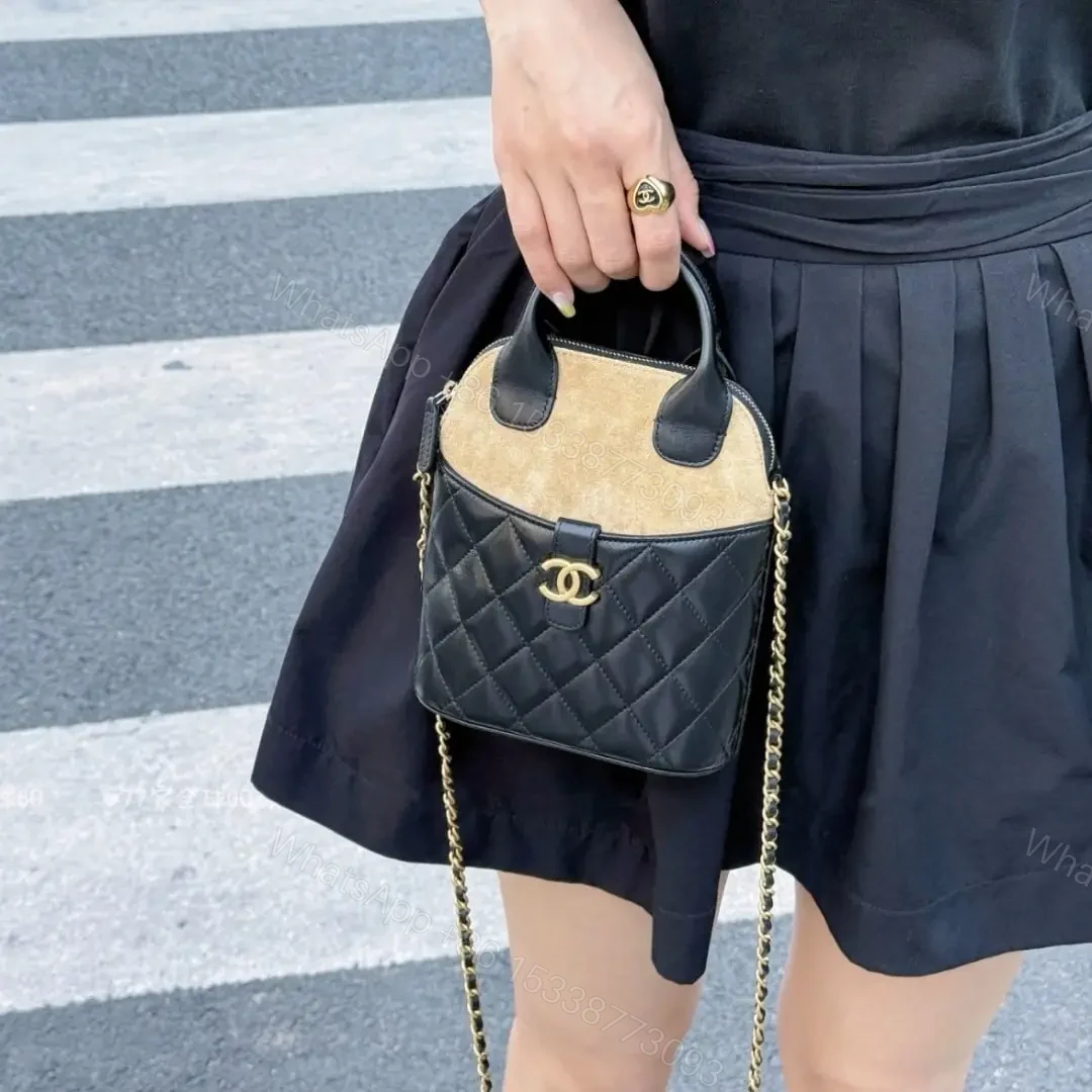 View 21 of 高仿Chanel*25A系列AS4742麂皮拼小羊皮貝殼包免檢版