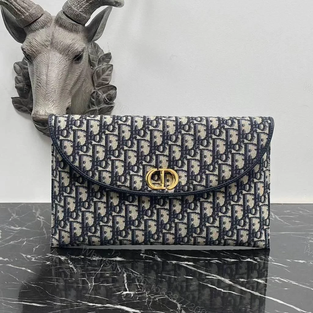 DIOR 30 Montaigne Avenue Clutch with flap — view 1