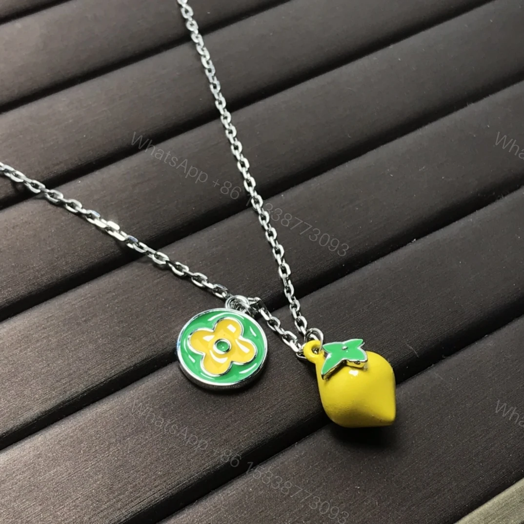 View 3 of EN – Lux LV Necklaces 059
