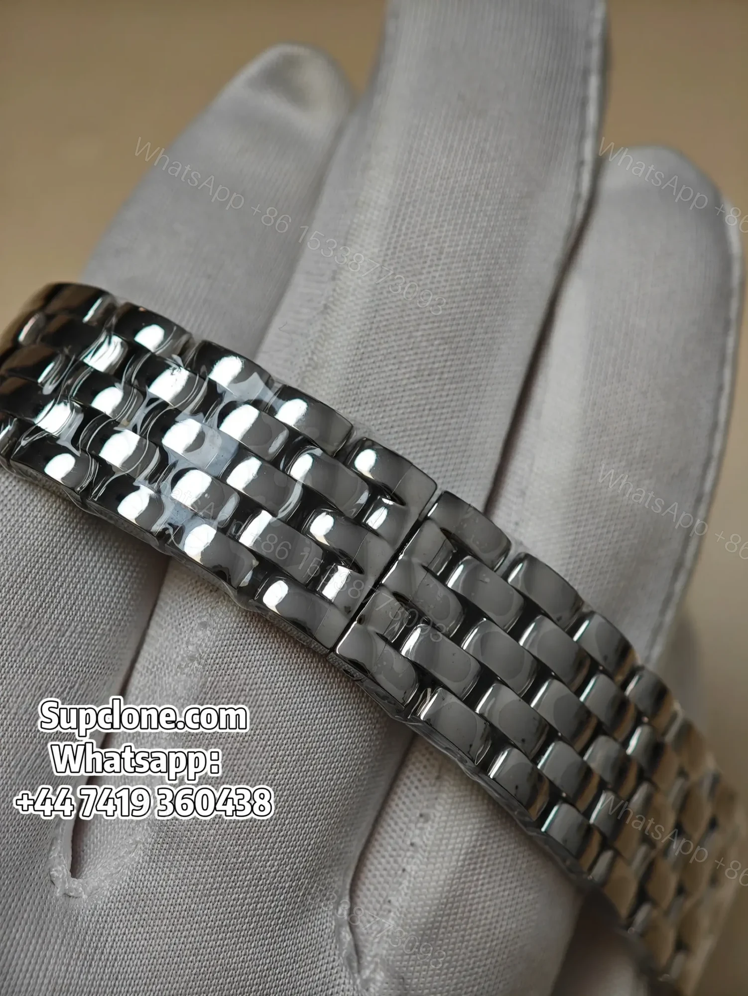 View 10 of Cartier Panthere W4PN0016 30×23mm Super Clone Quartz Steel Watch