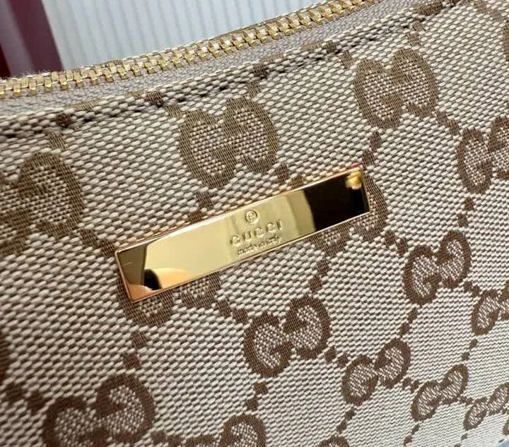 View 12 of Mirror 1:1 Gucci Lady Lunetta Small Shoulder Bag WB5650