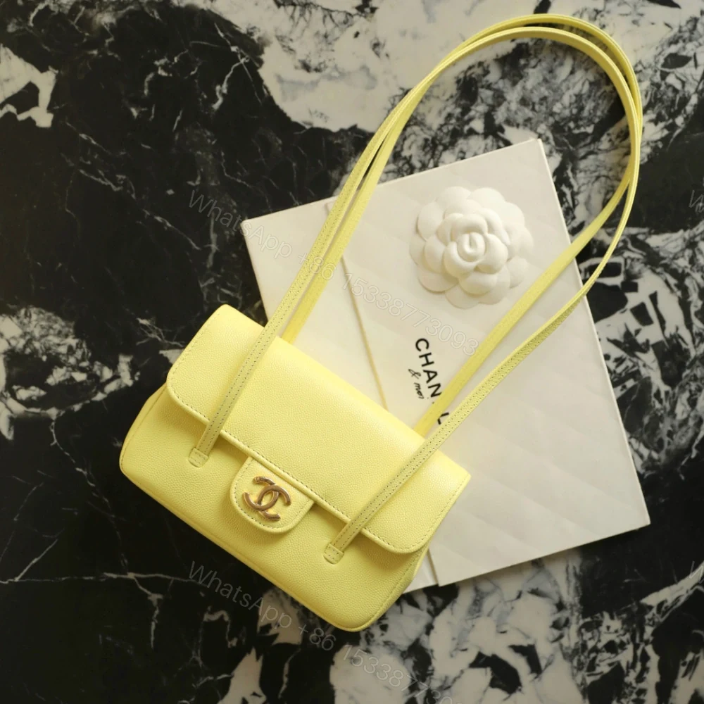 View 7 of 高仿Chanel*26P系列AP5068小牛皮單肩包小雞黃Mini免檢版