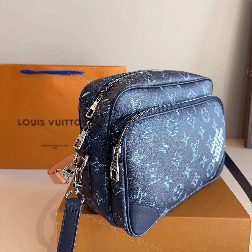 View 3 of Louis Vuitton Nil Blue Ocean 26Cm M26823
