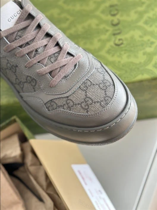View 8 of MEN’S LACE-UP SNEAKER – GC157