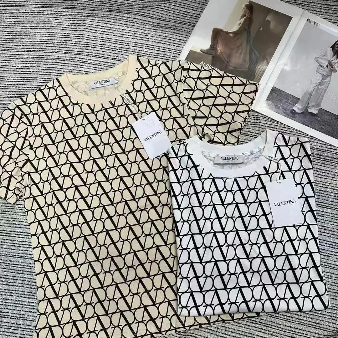VALENTINO — view 1