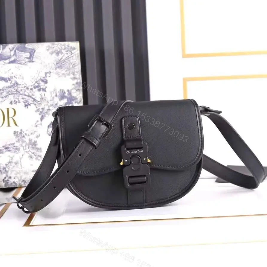 DIOR — view 1