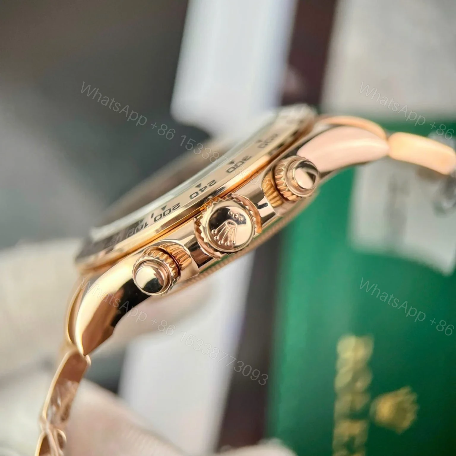View 5 of Replica Rolex Cosmograph Daytona Everose Gold 40mm