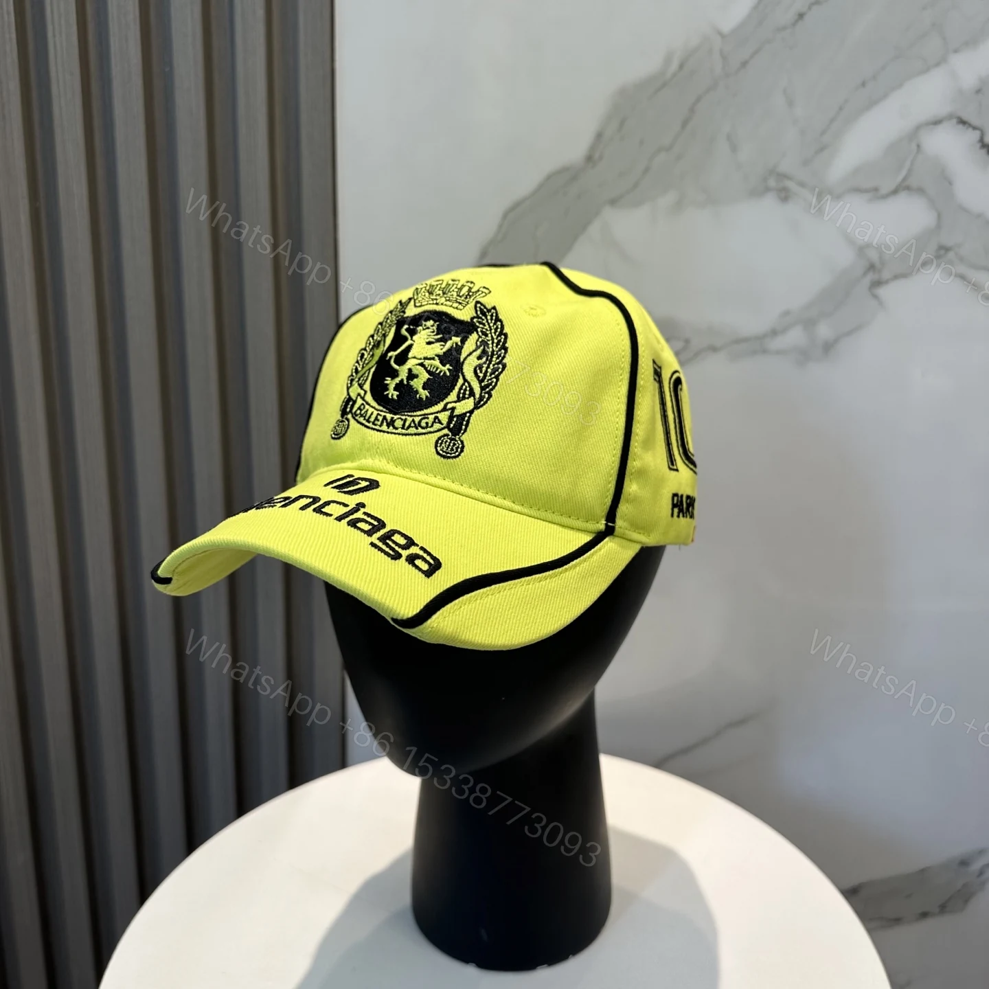BALENCIAGA 高仿 男款 徽章刺繡棒球帽 螢光黃潮流帽 — view 1