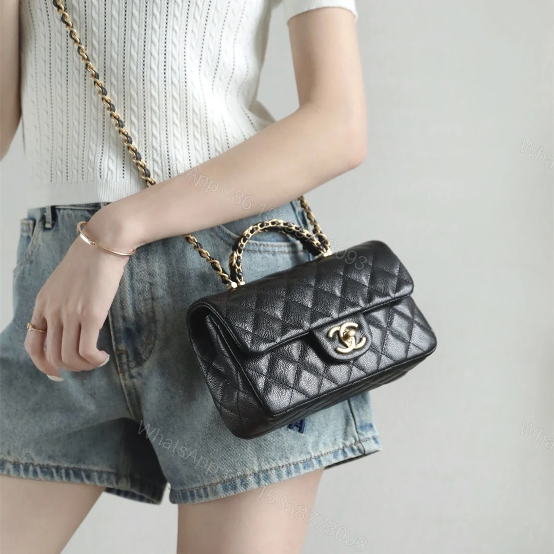 View 18 of 高仿Chanel*25B系列AS5701小牛皮中球單肩包黑色Mini免檢版