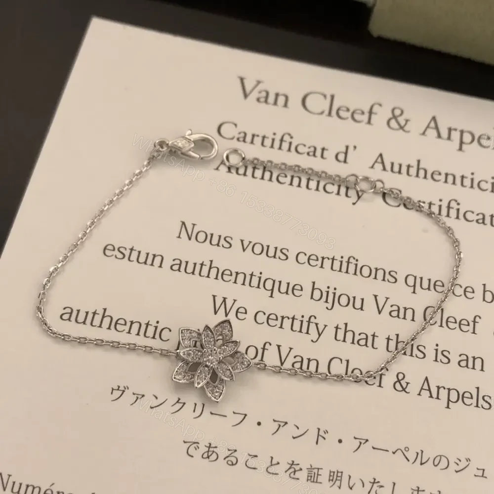 View 6 of 高仿首飾VanCleef&Arpels*RP1AB00鑽花鏤空手鏈