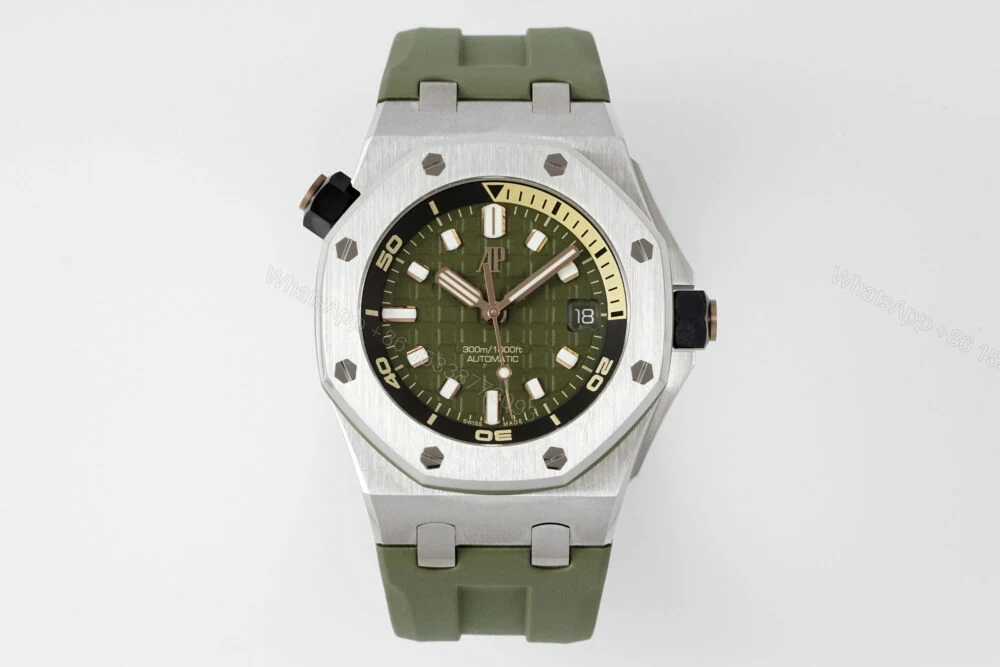 Royal Oak Offshore Diver 15720 SS APSF 1:1 Best Edition Green Dial on Green Rubber Strap Super Clone — view 1