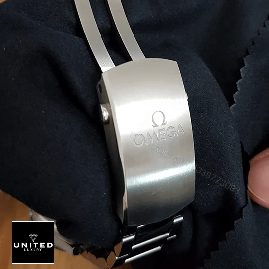 View 10 of Omega spectre Replica
