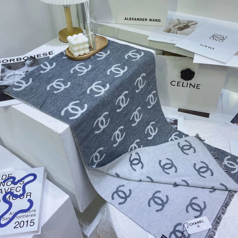 View 6 of EN – Luxury CHL Scarf 010