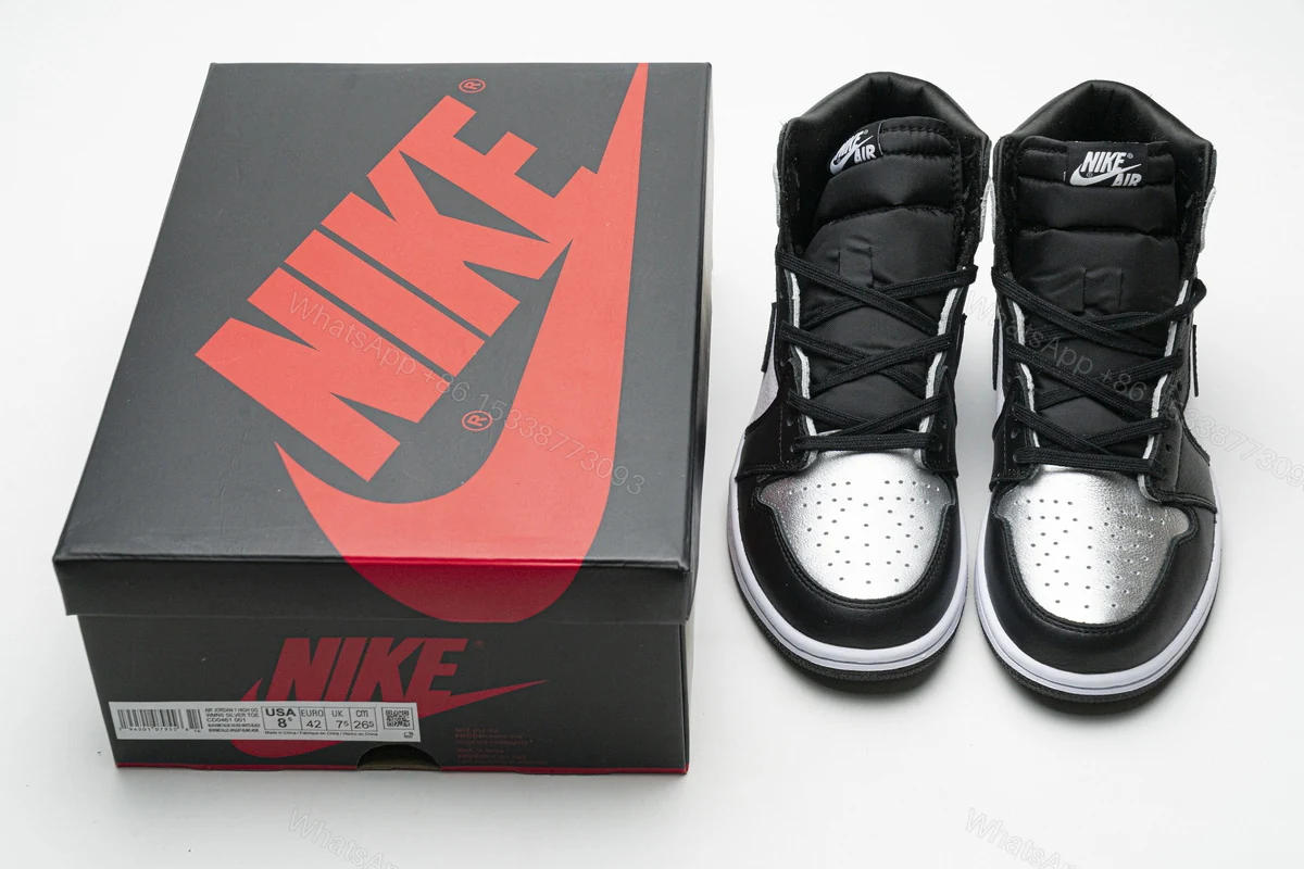 Air Jordan 1 Retro High Silver Toe (W) CD0461-001 — view 2