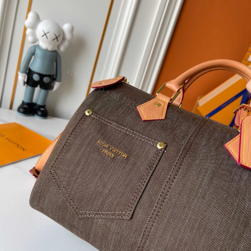 View 5 of Louis Vuitton Speedy 30 Bandoulière Brown 34Cm M29170