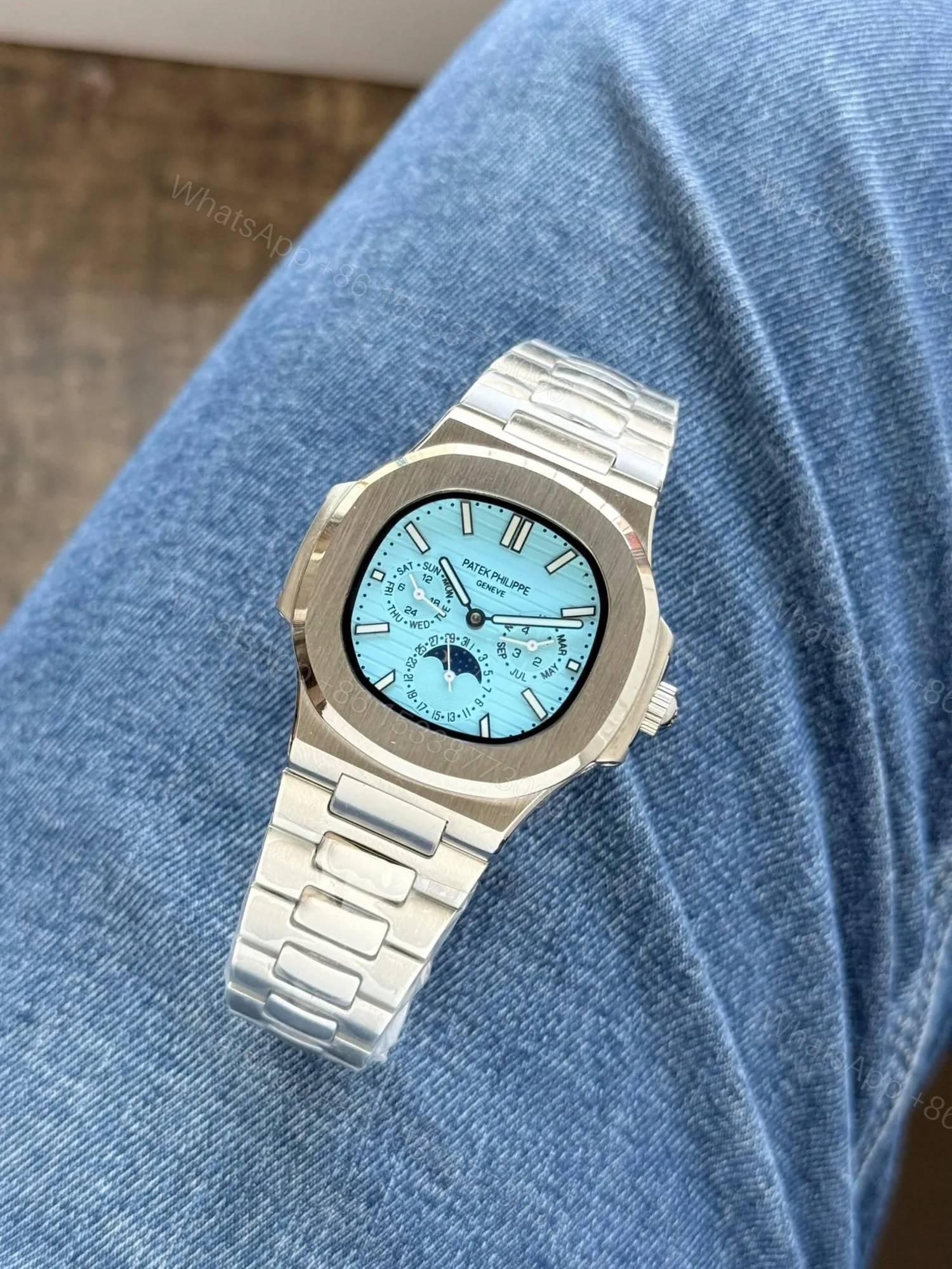 View 4 of Patek Philippe Calendar Perpetual