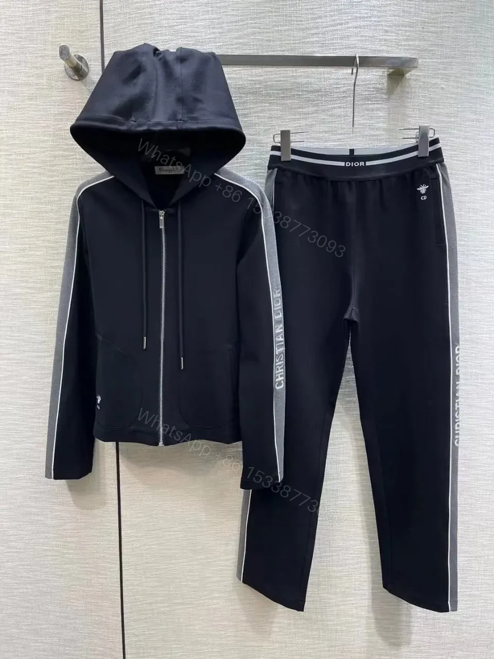 DIOR — view 1