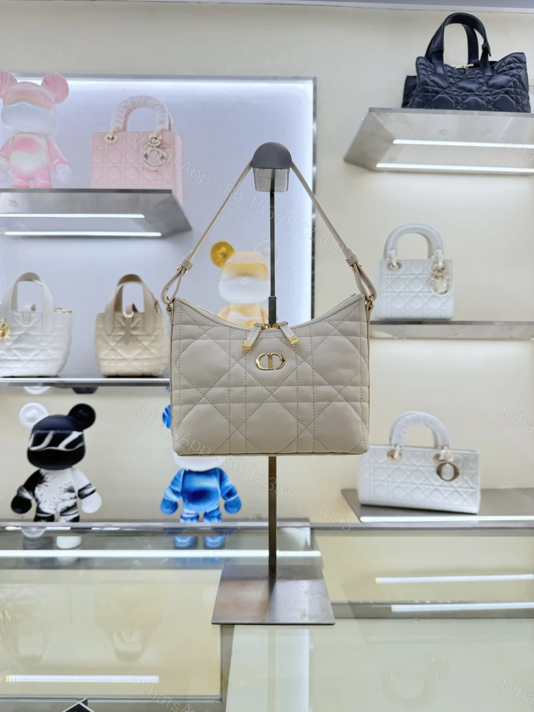 Dior高仿菱格紋手提肩背包 女士奶油白優雅通勤款 — view 1
