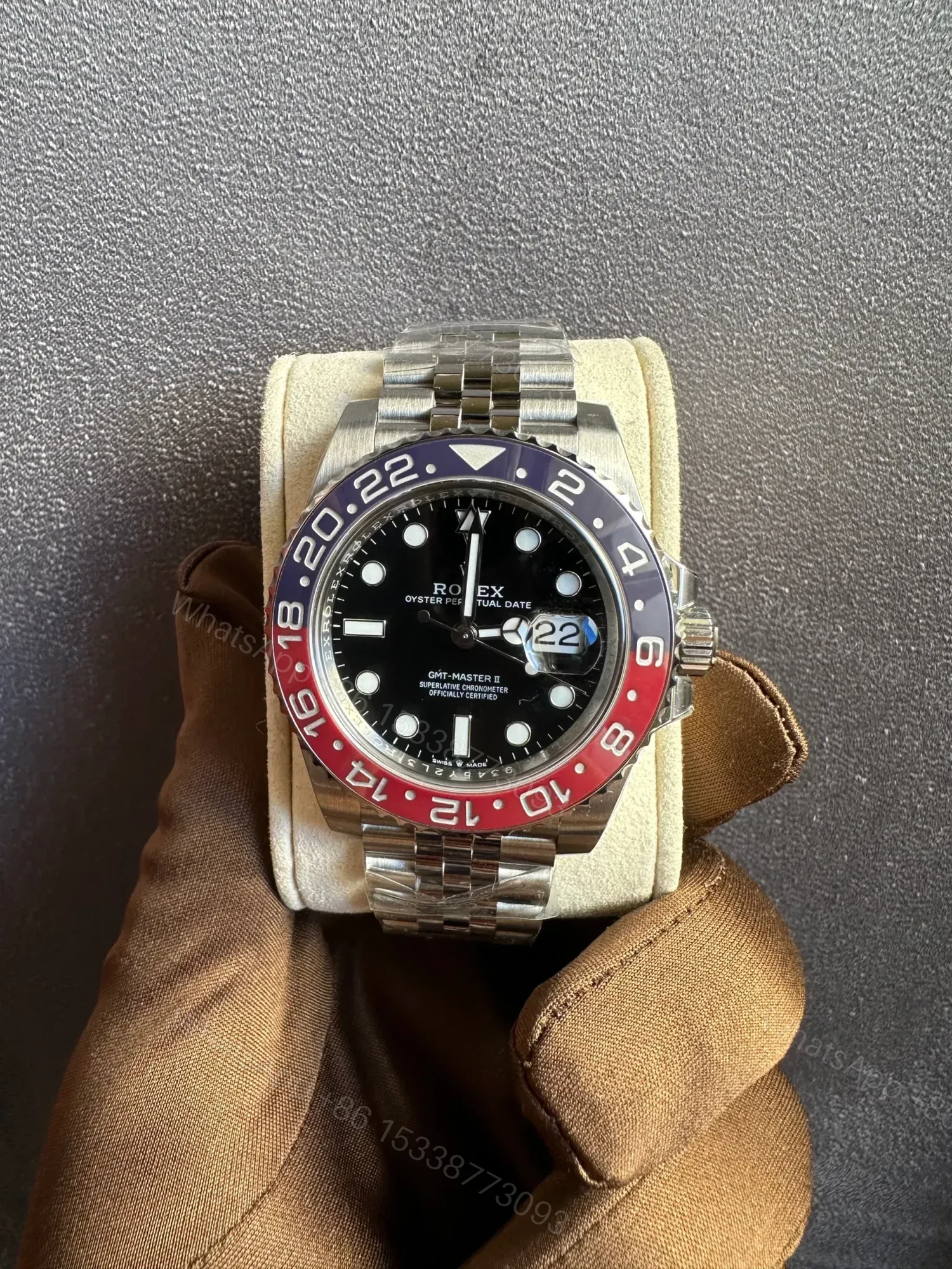 Rolex GMT-Master 2 Pepsi — view 1