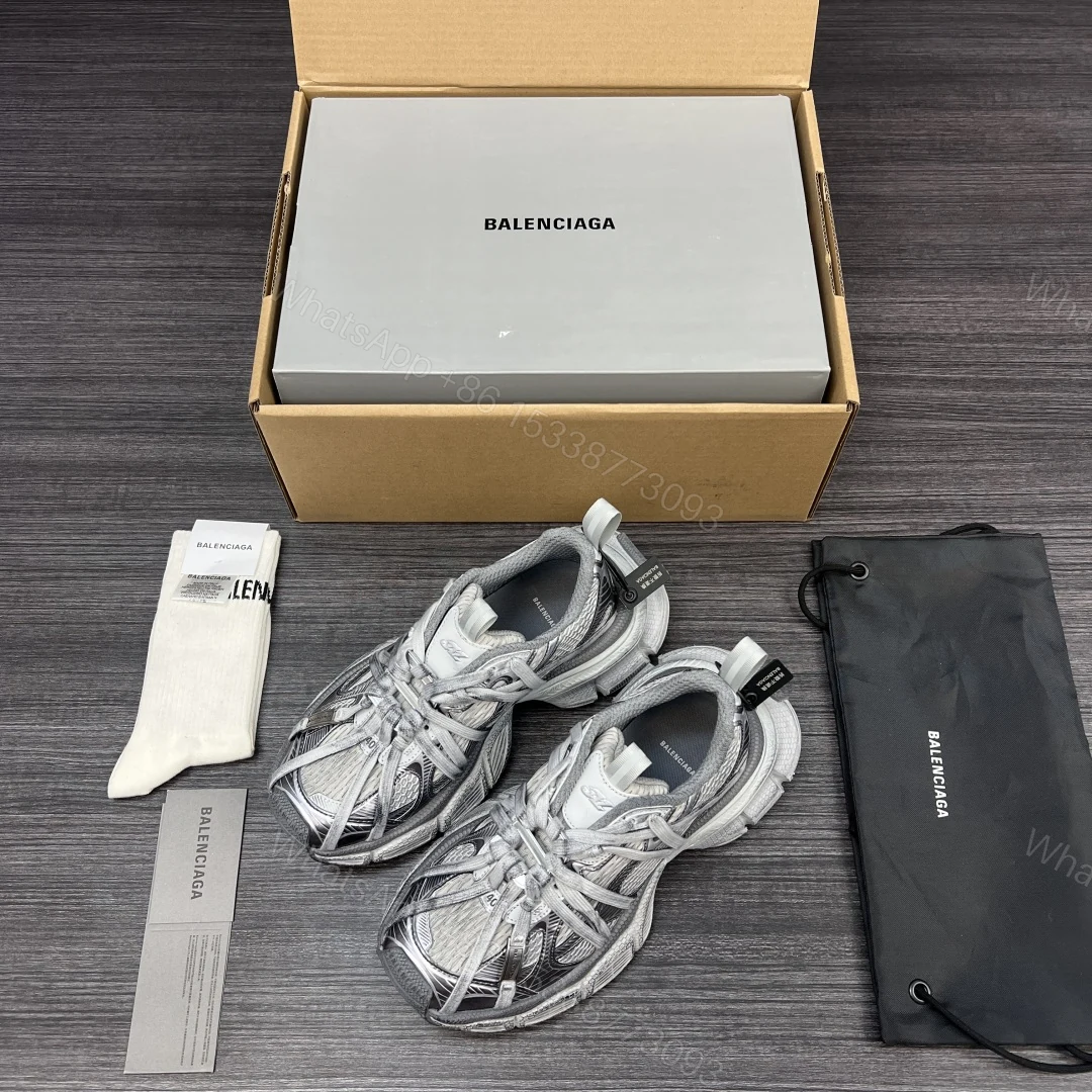 Balenciaga 原單全銀老爹鞋金屬感設計時尚未來感滿分 — view 1