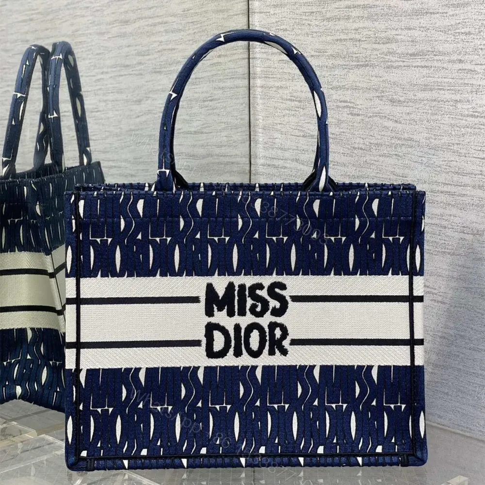 高仿Dior*BookTote系列M129M19Q購物袋Miss深藍中號免檢版 — view 1