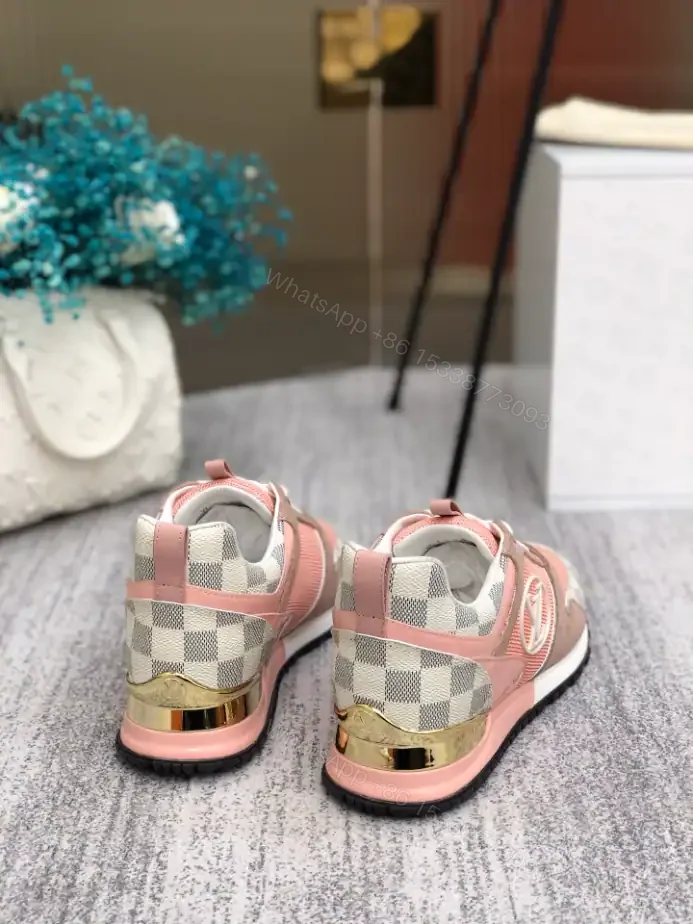 View 6 of LV RUN AWAY SNEAKER – LSVM057