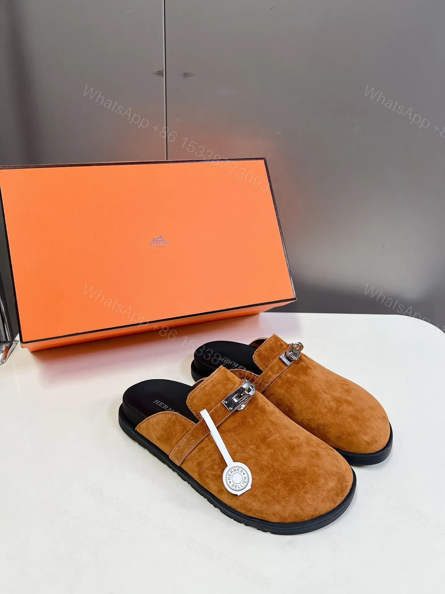 View 5 of Hermes Women Designer Shoes 015