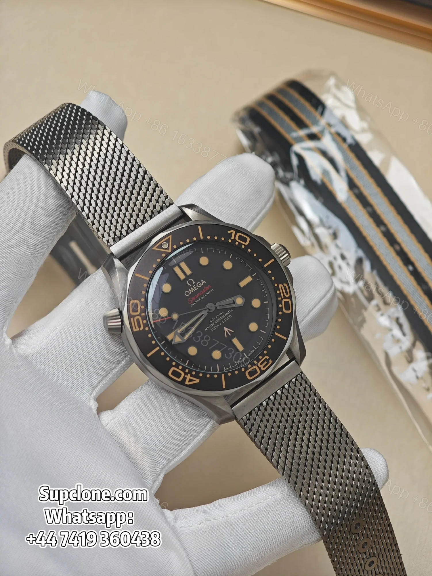Omega Super Clone Seamaster Diver 300M “No Time To Die” 42mm 210.90.42.20.01.001 — view 1
