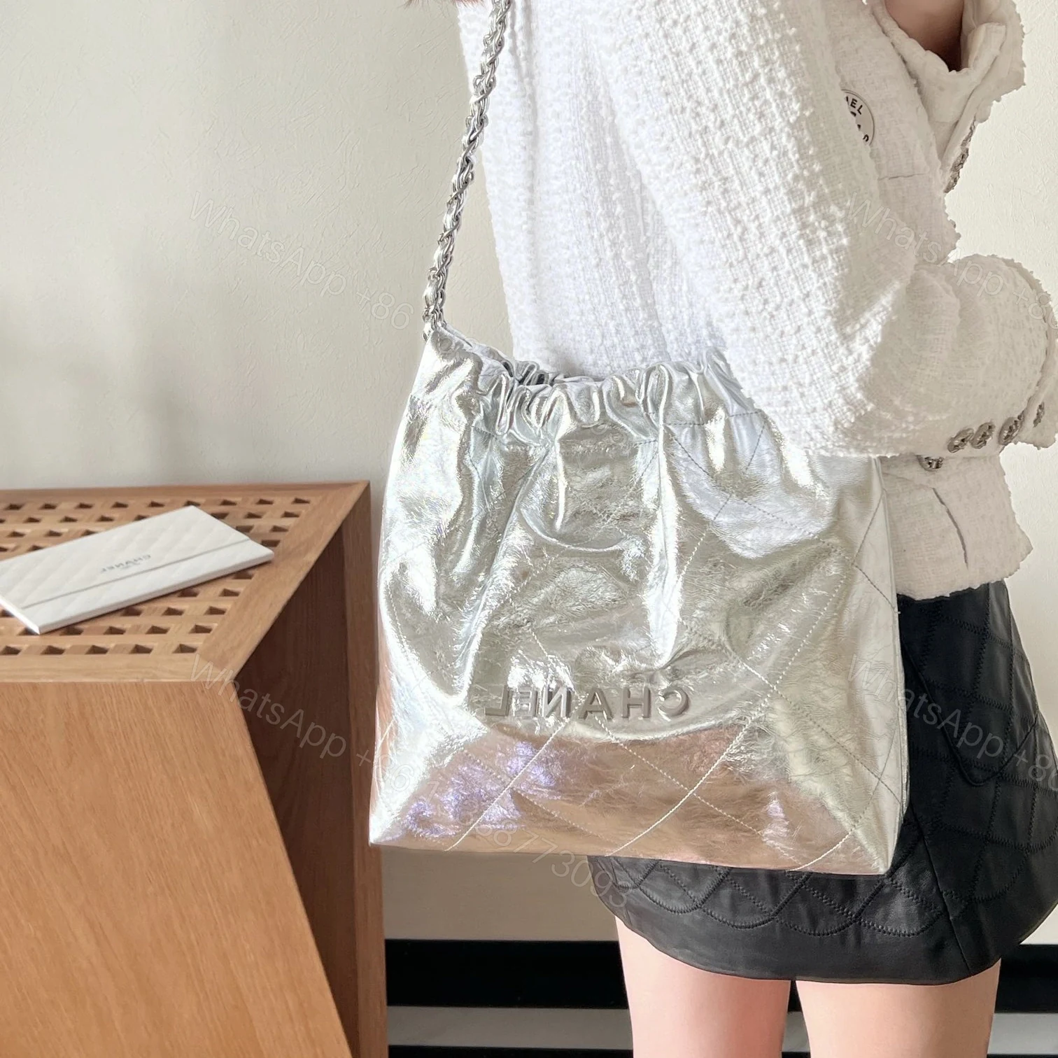 View 12 of 高仿Chanel*25C系列AS3980新款牛皮22Bag手袋中號免檢版