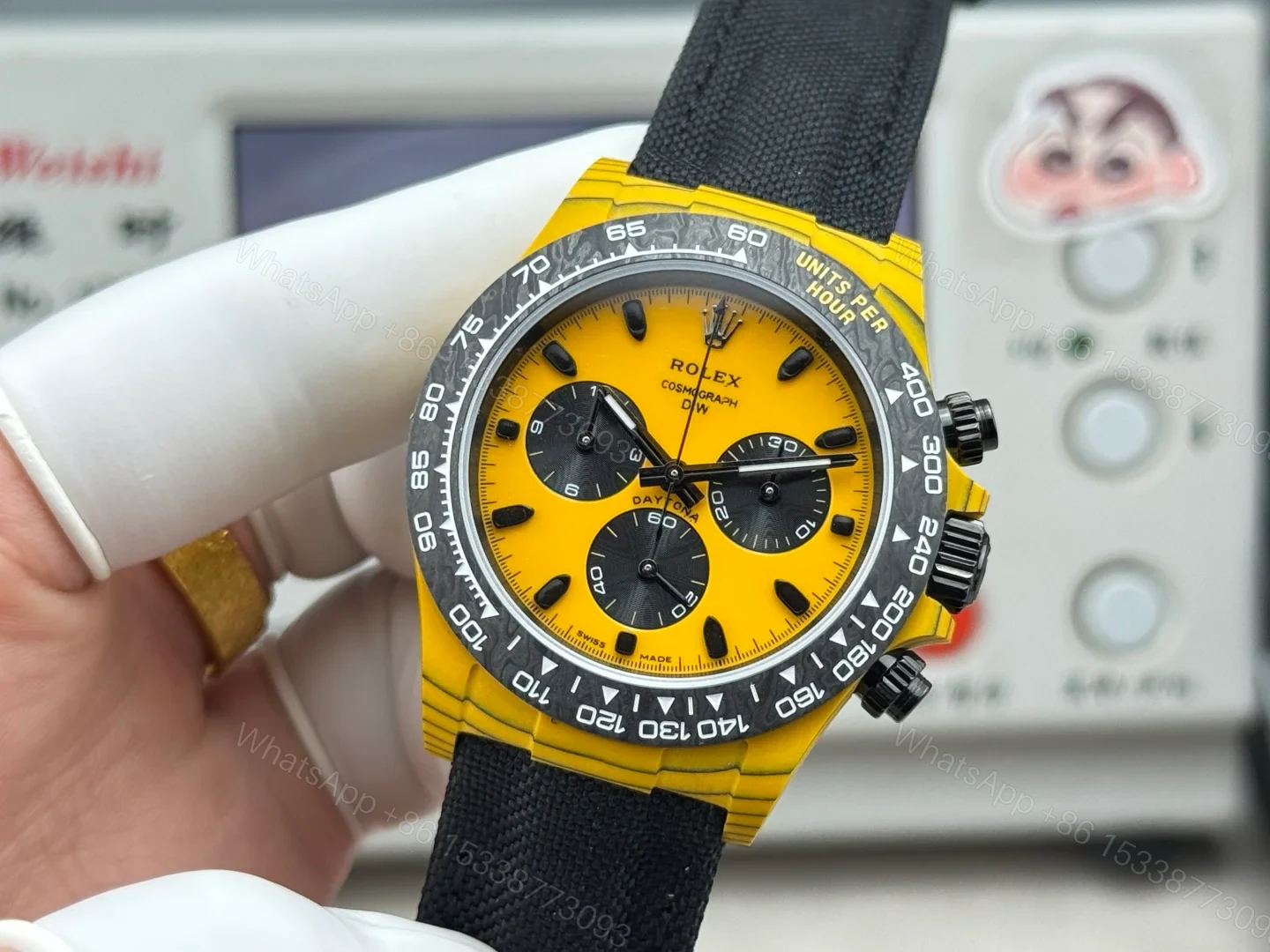View 3 of Rolex Daytona Yellow Replica 40MM Premium Carbon Fiber Black Fabric Strap RG-ROLEX-DAYTONAR74-YELLOW