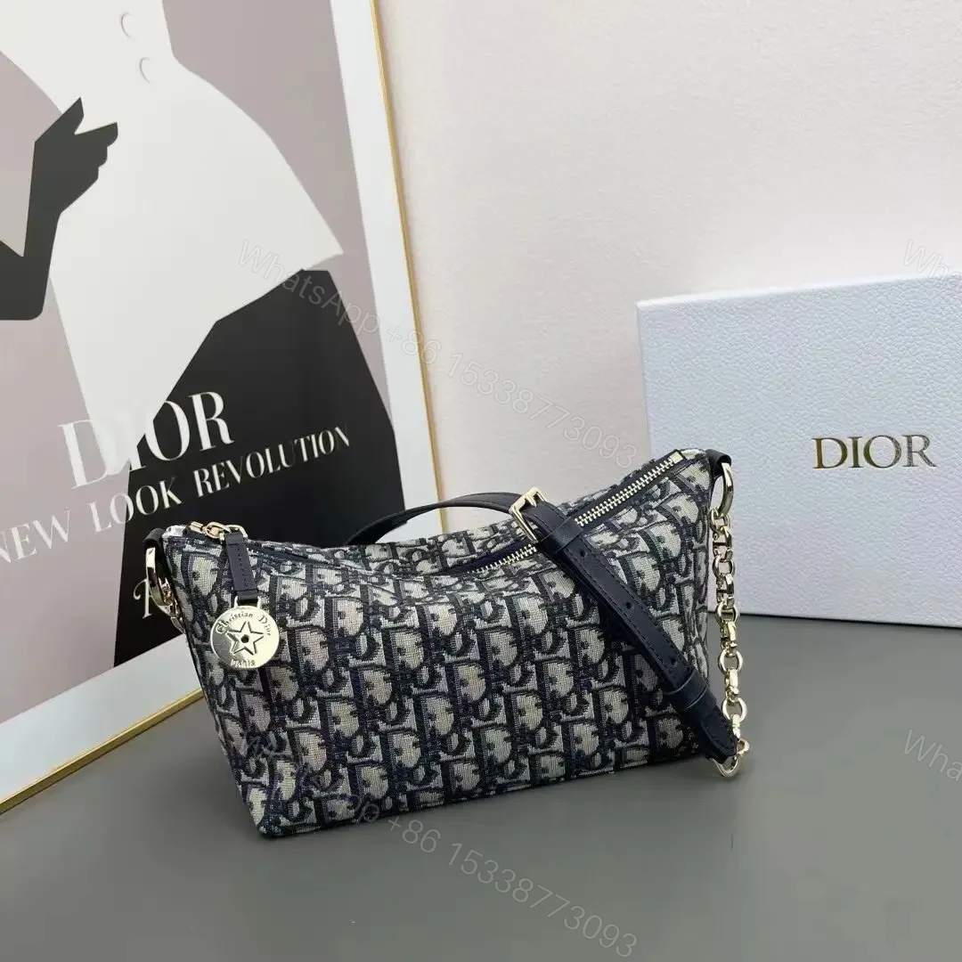 DIOR — view 1