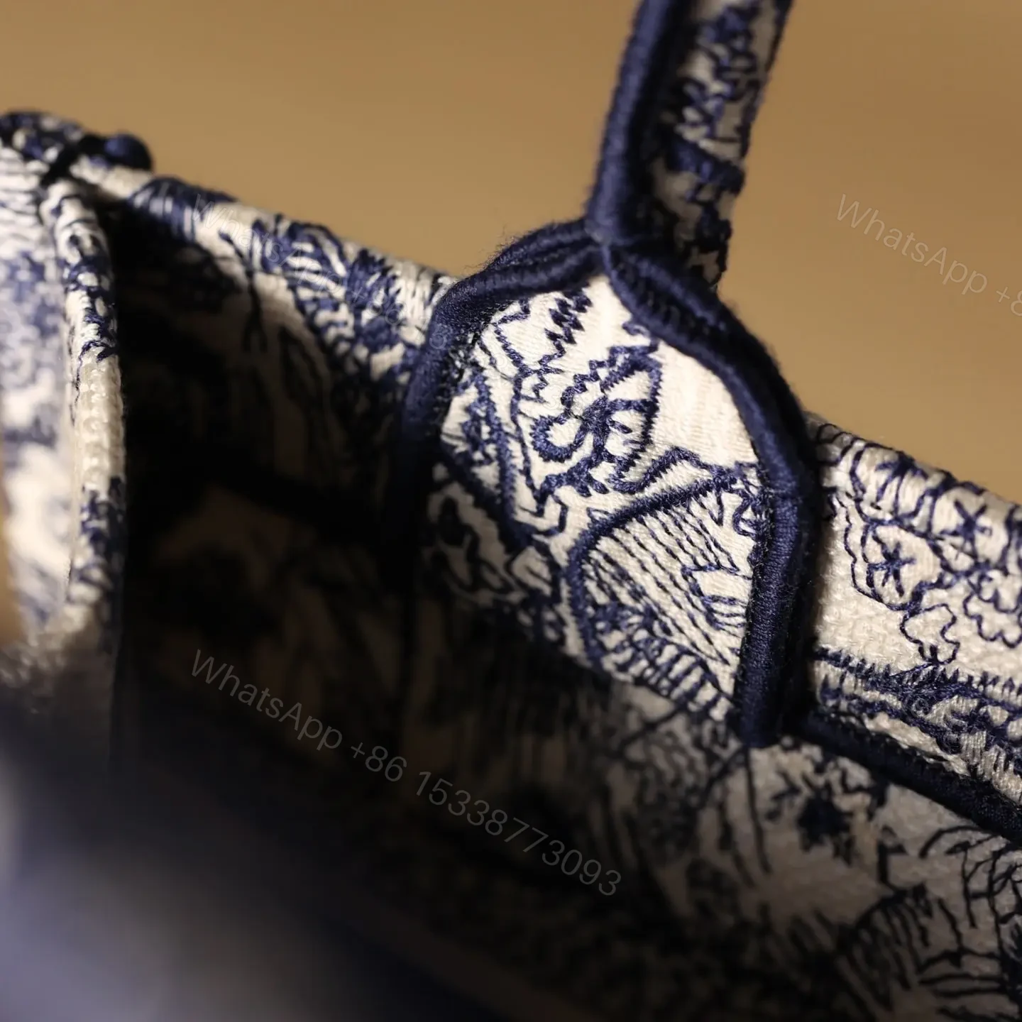 View 17 of 高仿Dior*BookTote系列藍色茹伊手袋S