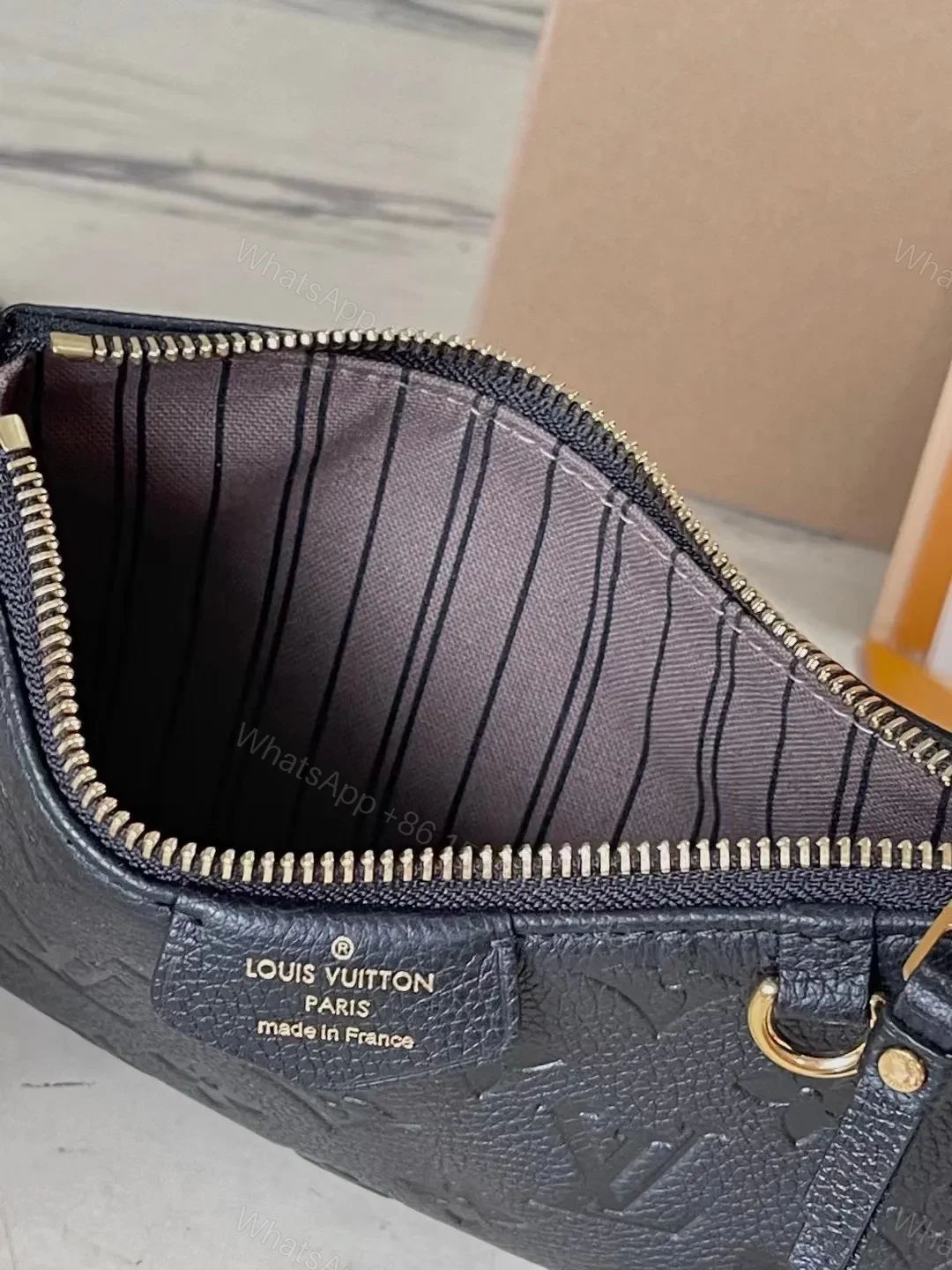 View 7 of Louis Vuitton LV Easy Pouch On Strap Super Handbags Black 19×11.5x3cm