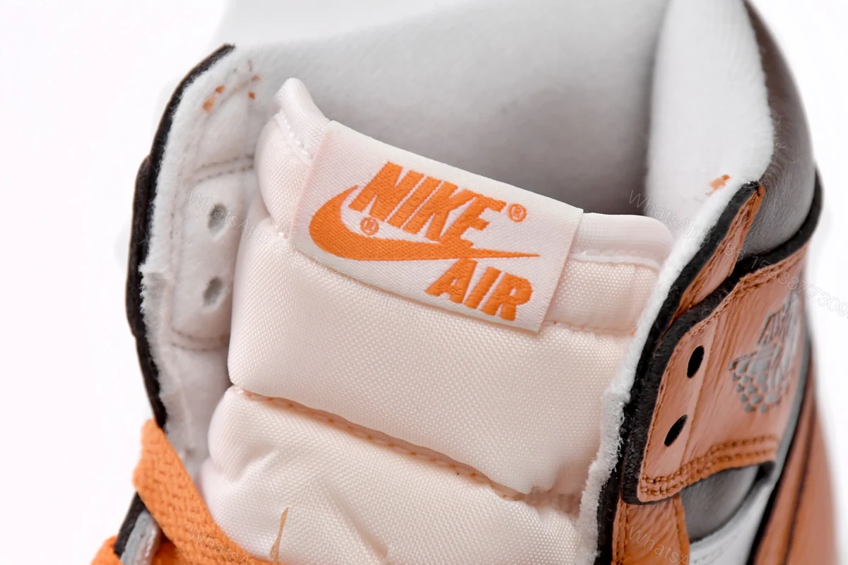 View 4 of Air Jordan 1 Xiao Kousui DO9369-101