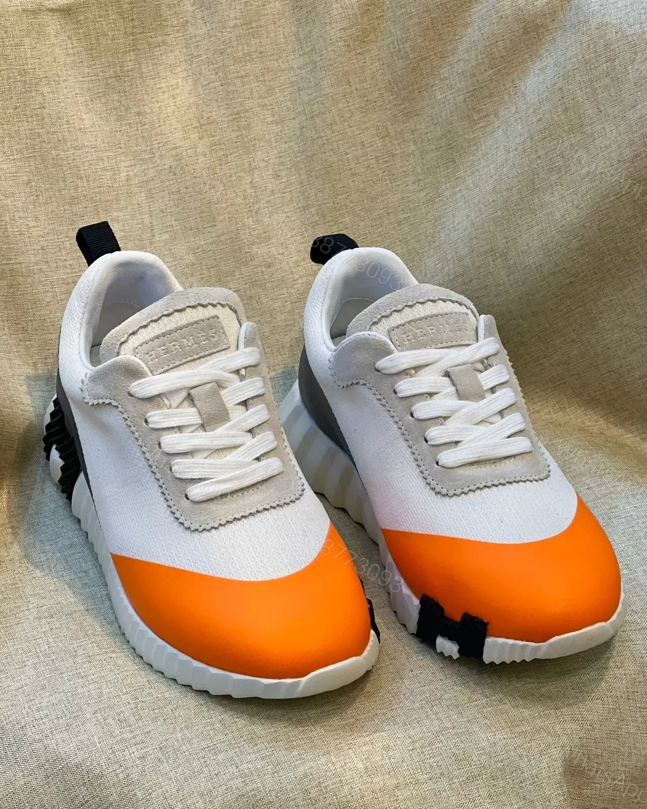 HERMES — view 1