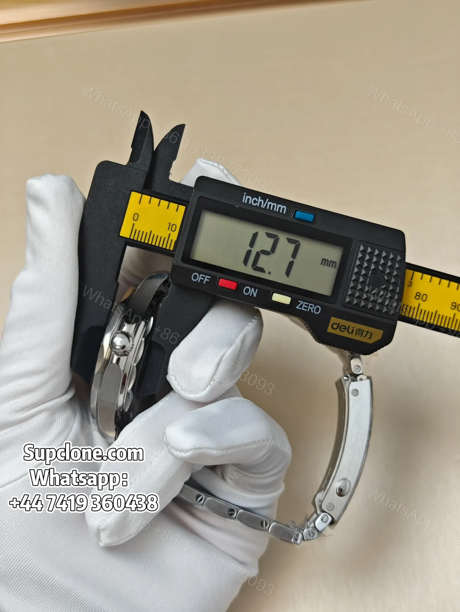 View 23 of Omega Super Clone Seamaster Diver 300M James Bond 210.22.42.20.01.003 42mm