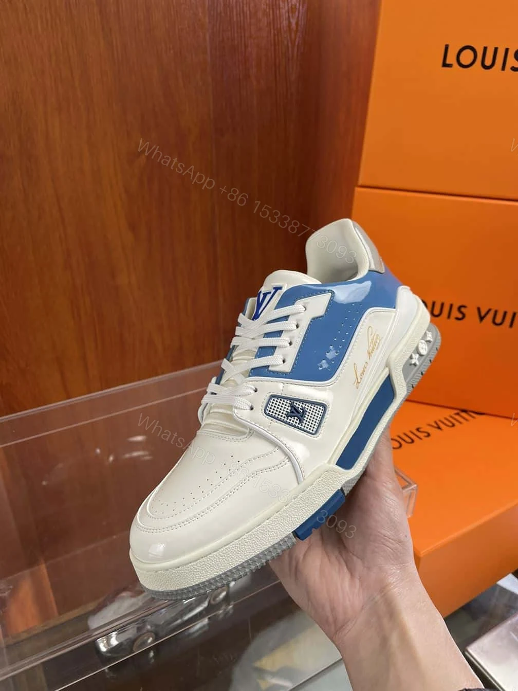 View 7 of LOUIS VUITTON TRAINER SNEAKER – LSVT317