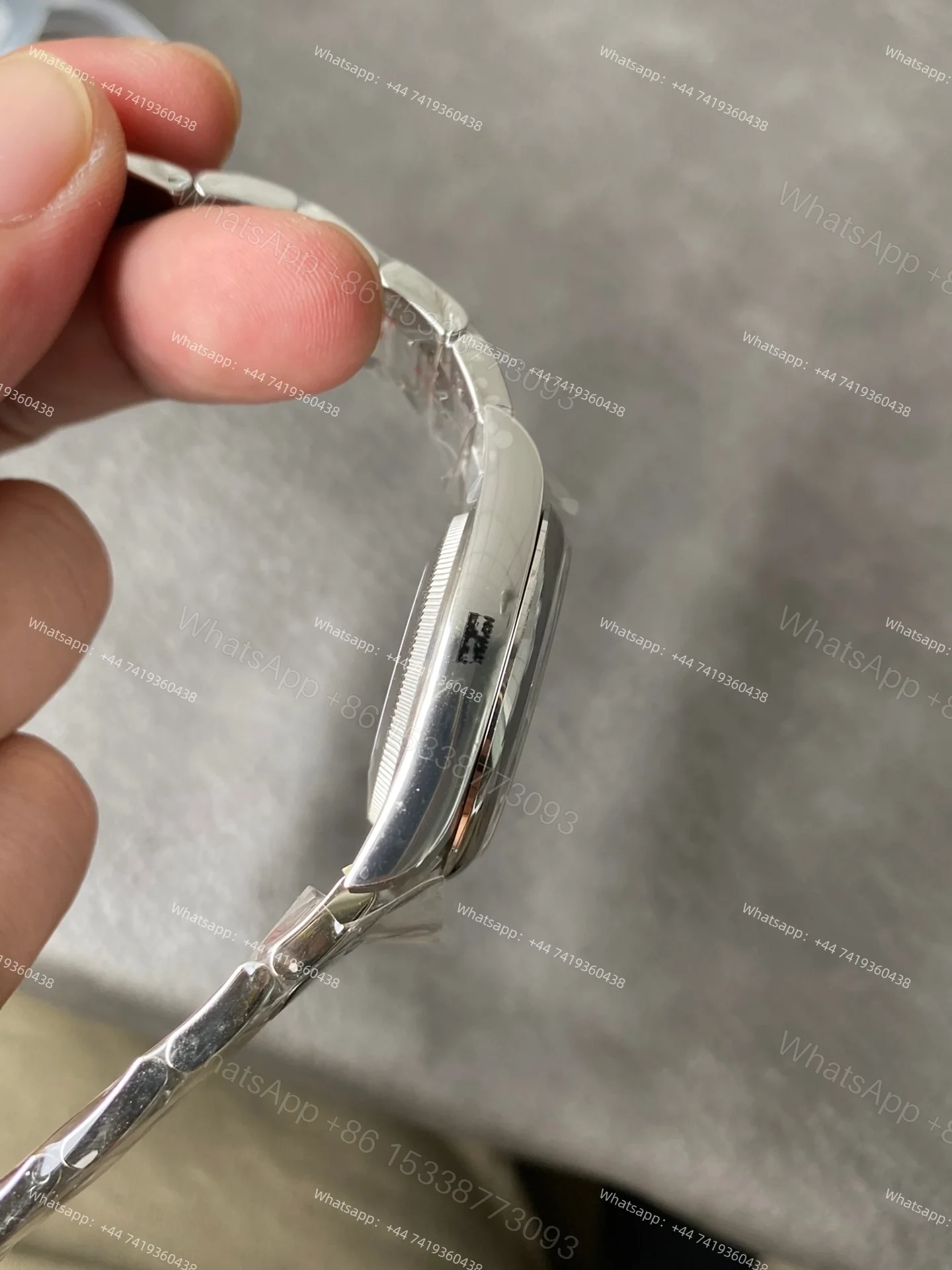 View 7 of Rolex Super Clone Oyster Perpetual M126000-0001 Silver Dial 36MM 3230 Movement