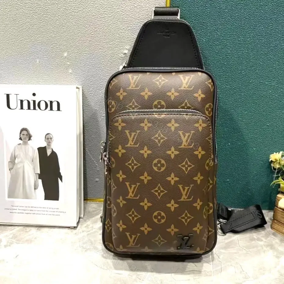 LOUIS VUITTON — view 1