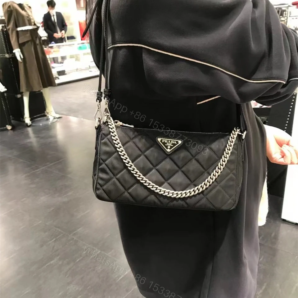 View 12 of 高仿Prada*Re-Edition系列麻將包1BH026免檢版