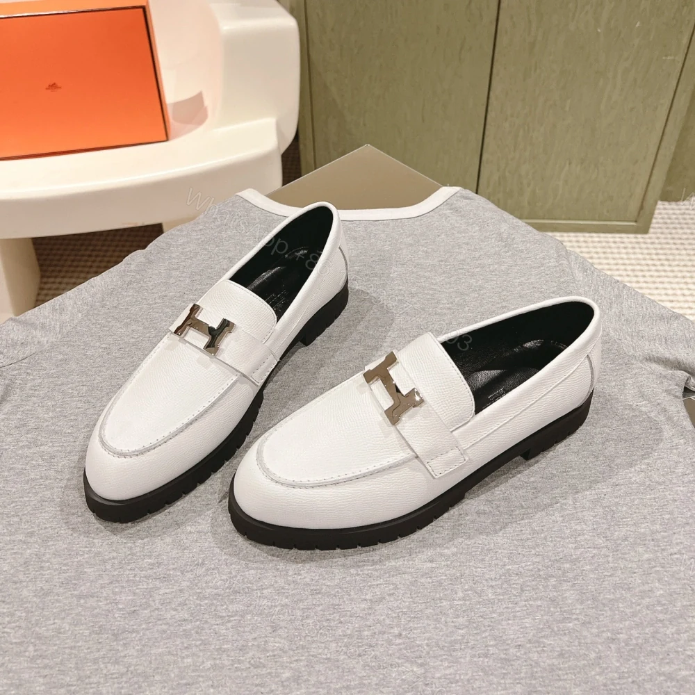View 3 of 高仿Hermes*H241019Z90小牛皮樂福鞋白色免檢版