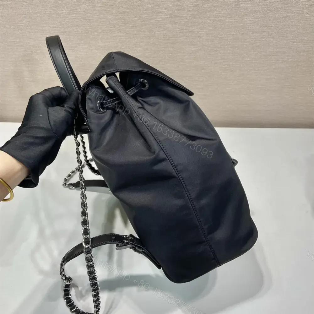 View 5 of 高仿Prada中古背包1BZ830黑色大號免檢版