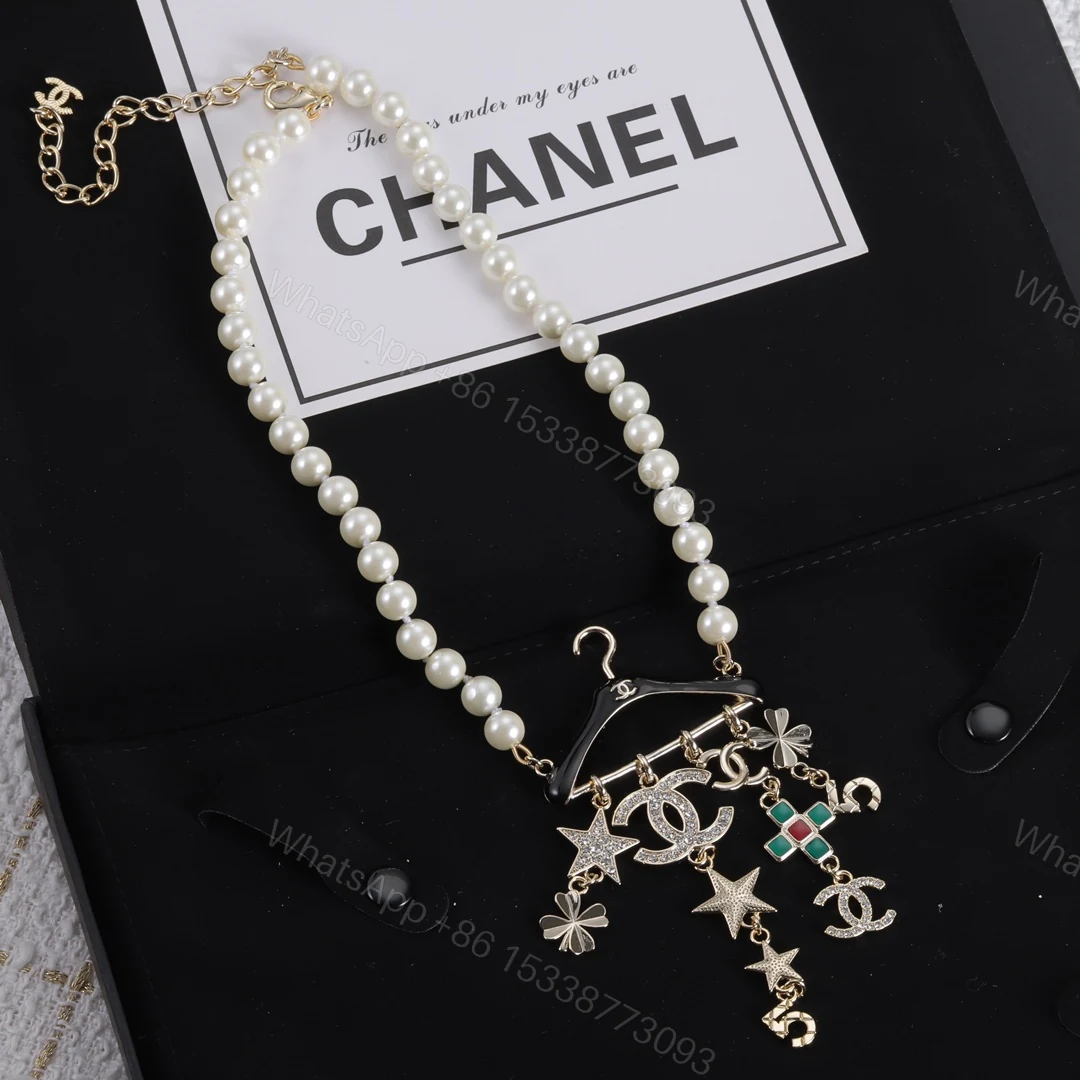 View 4 of EN – Lux Chanel Necklaces 008
