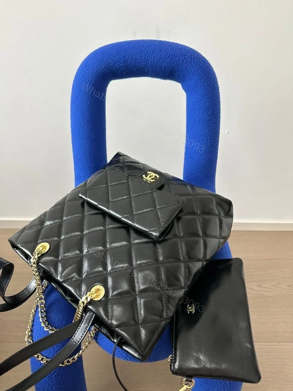 P cHANEL — view 1