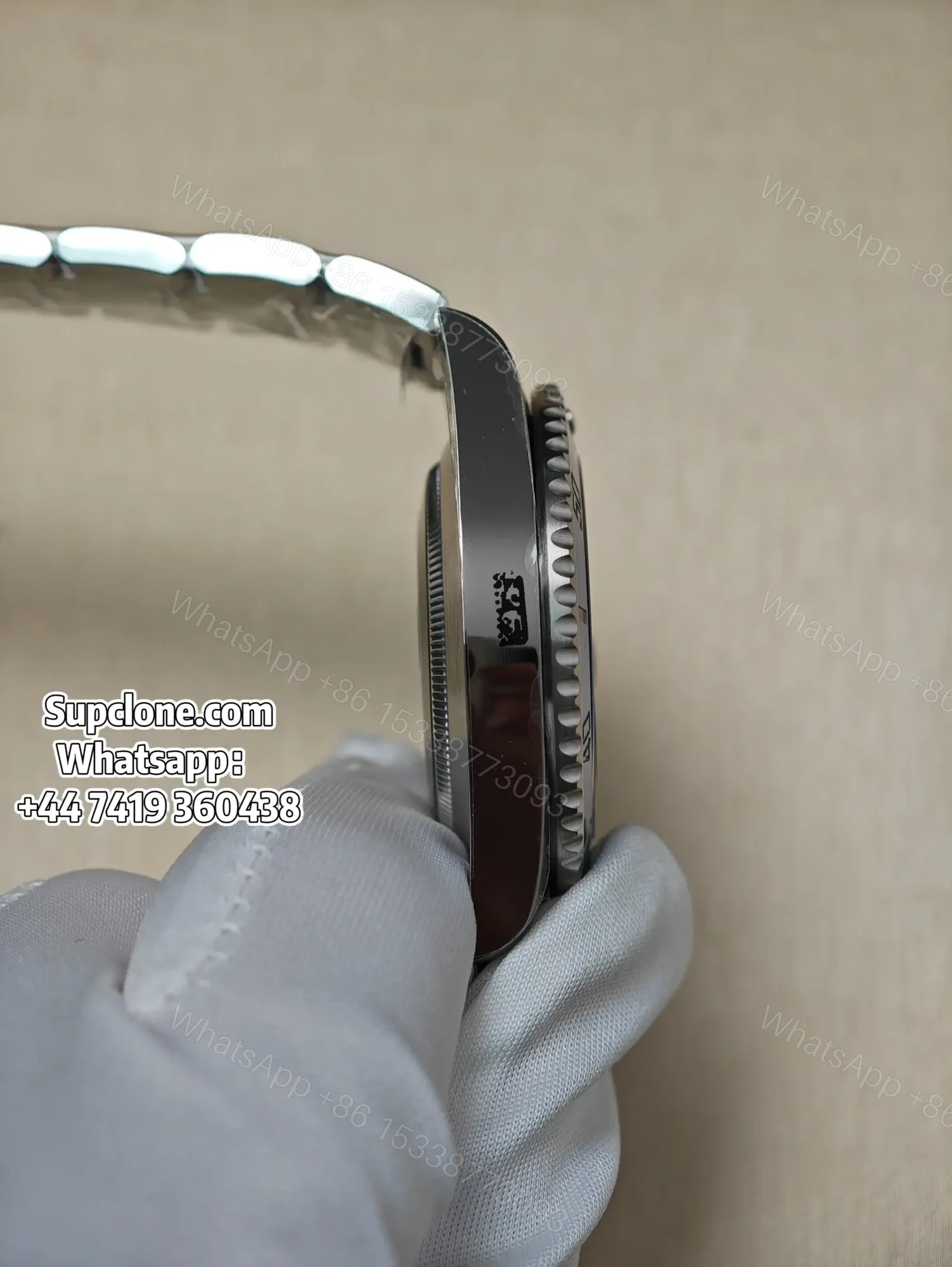 View 15 of Rolex Submariner 126619LB Super Clone – Blue Bezel “Cookie Monster”