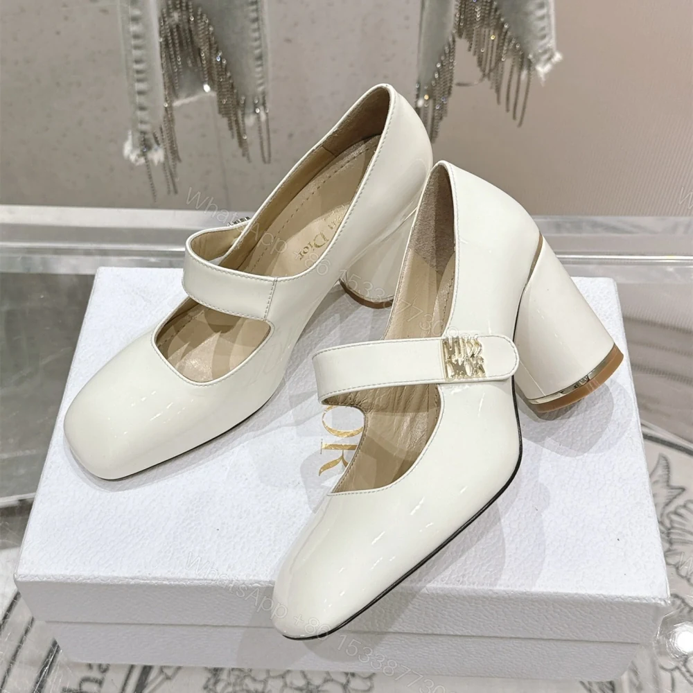 View 2 of 高仿Dior*Miss系列KVV321方頭粗跟單鞋8CM白色漆皮免檢版